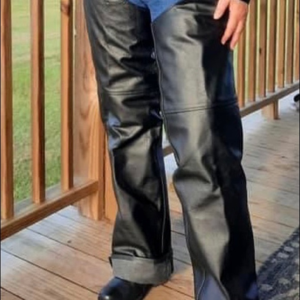 Womens lined leather Motorcycle chaps XL fits 10-12